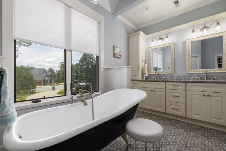 Walk-In Tub Customization​ in Pascagoula